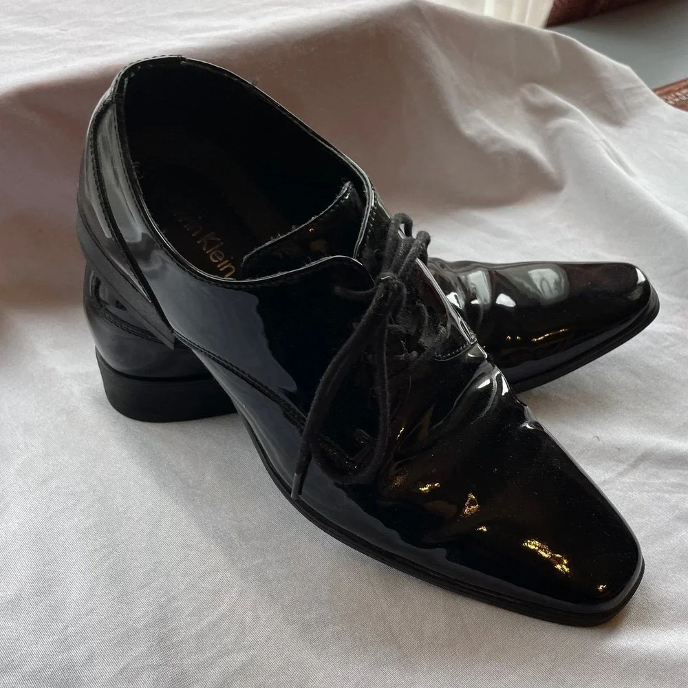 Calvin Klein men's black patent leather dress shoes size 8.5 Lace Up Preppy